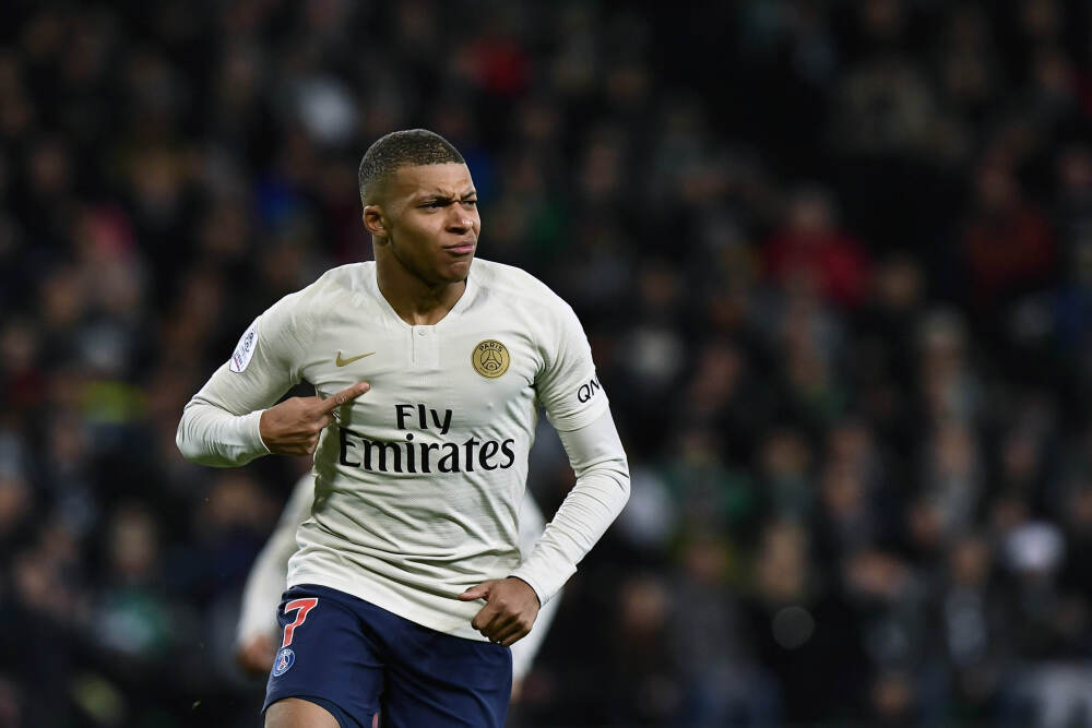 碳酸锂主力合约涨超2%